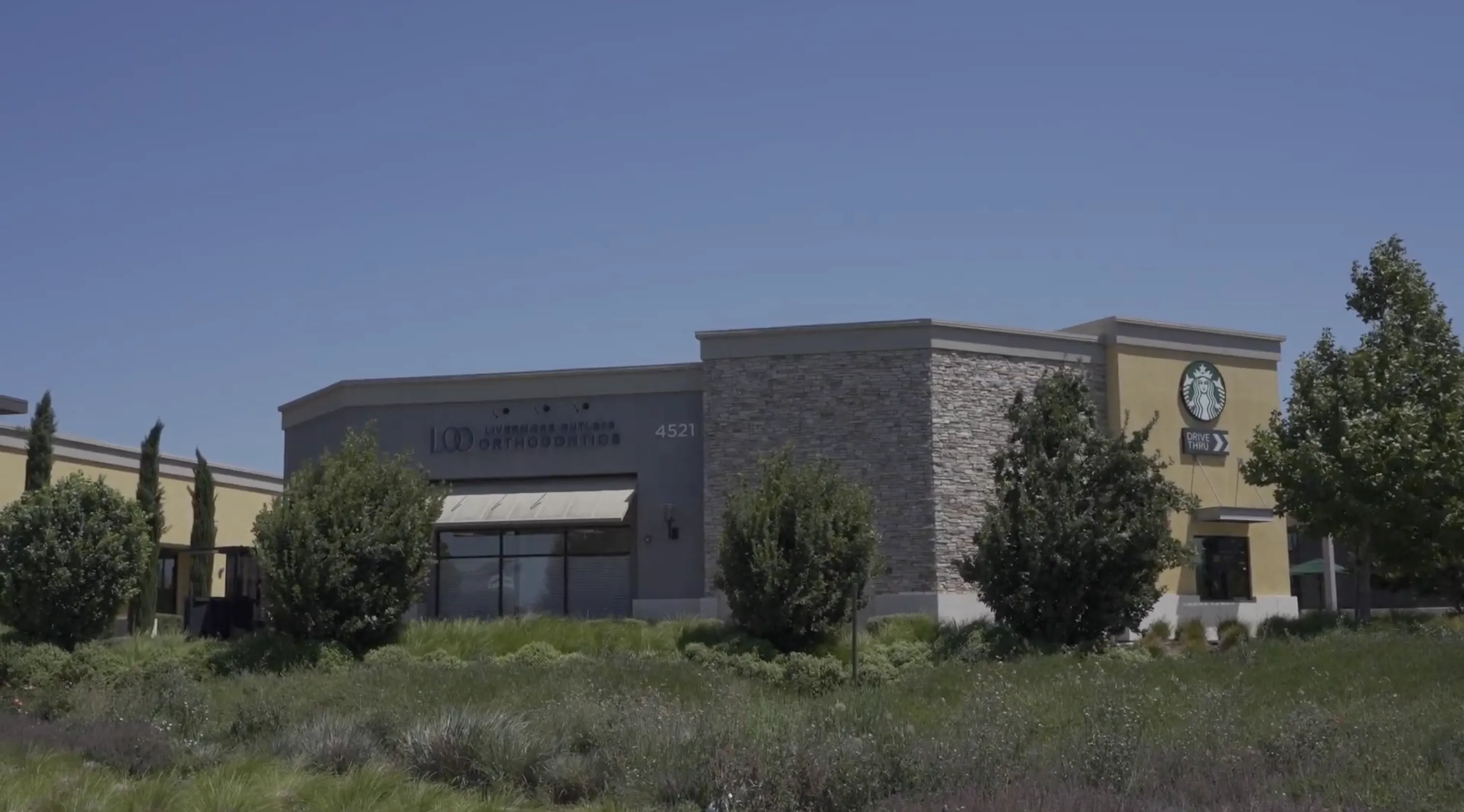 Exterior of the clinic building at Livermore Premium Outlets
